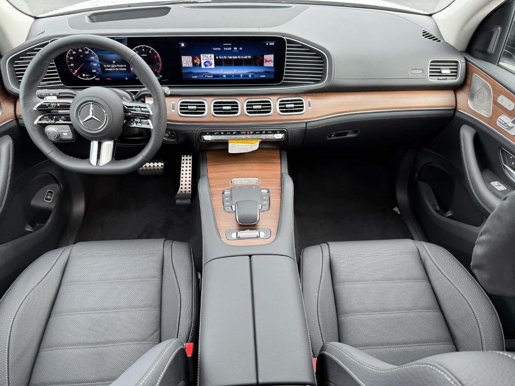new 2026 Mercedes-Benz GLS 450 car, priced at $104,085