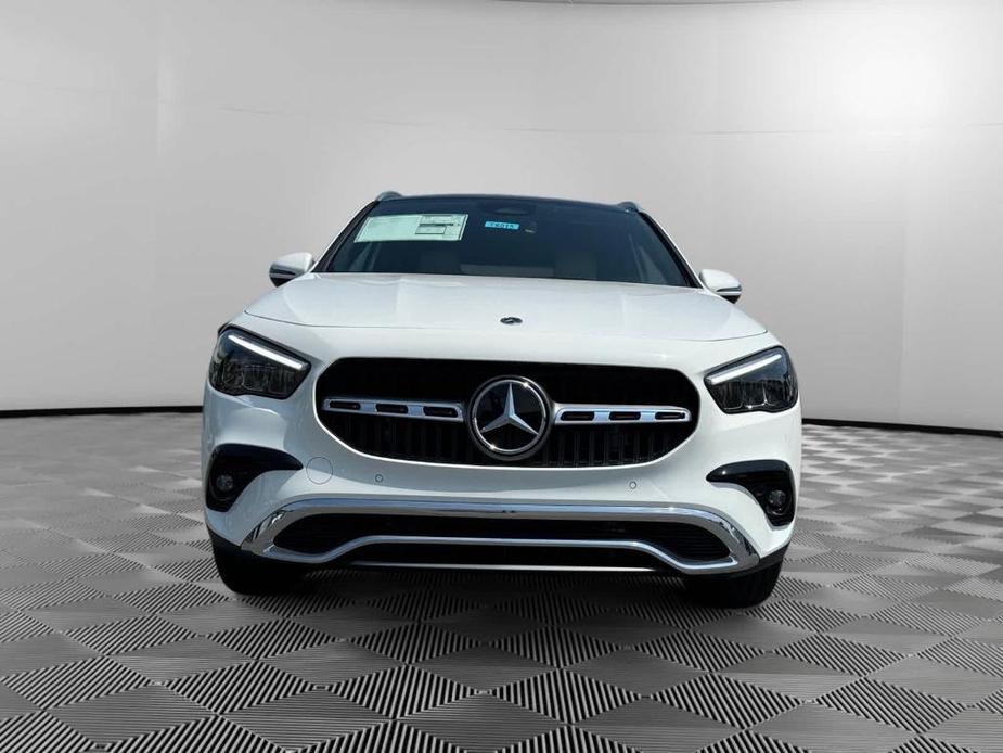 new 2025 Mercedes-Benz GLA 250 car, priced at $45,650