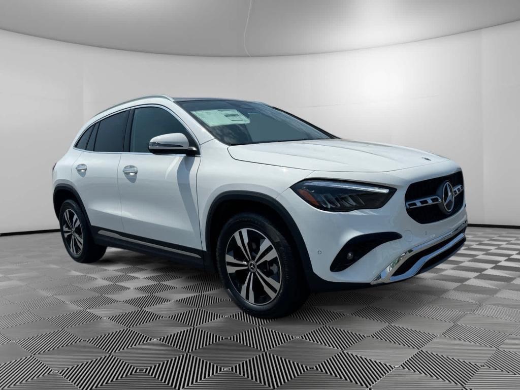 new 2025 Mercedes-Benz GLA 250 car, priced at $45,650