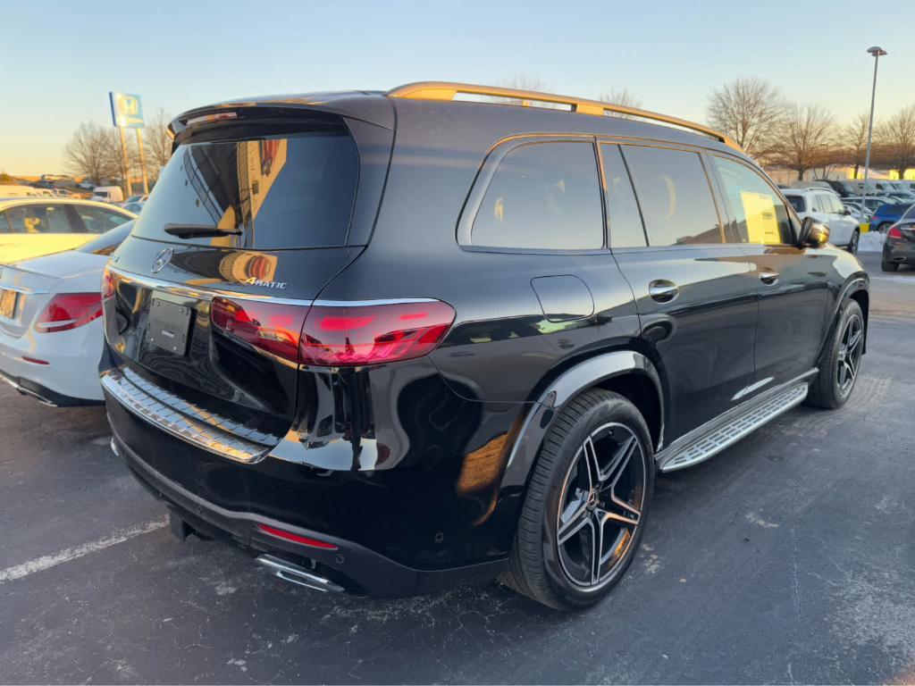 new 2025 Mercedes-Benz GLS 450 car, priced at $96,585