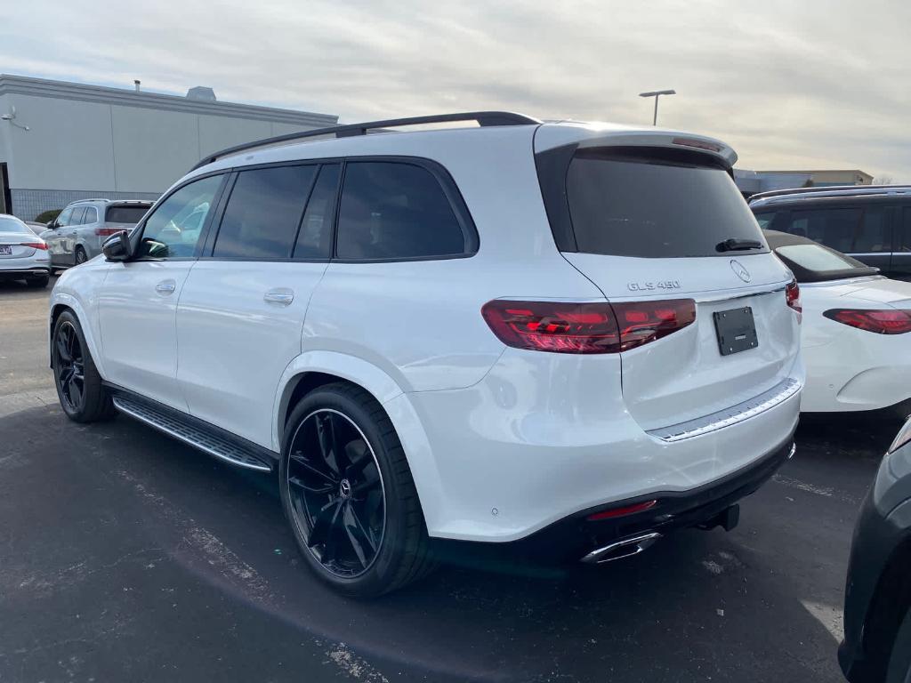 new 2025 Mercedes-Benz GLS 450 car, priced at $103,345