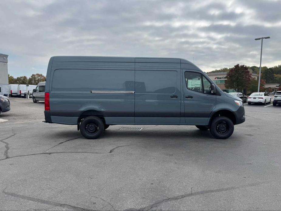 new 2025 Mercedes-Benz Sprinter 2500 car, priced at $78,898