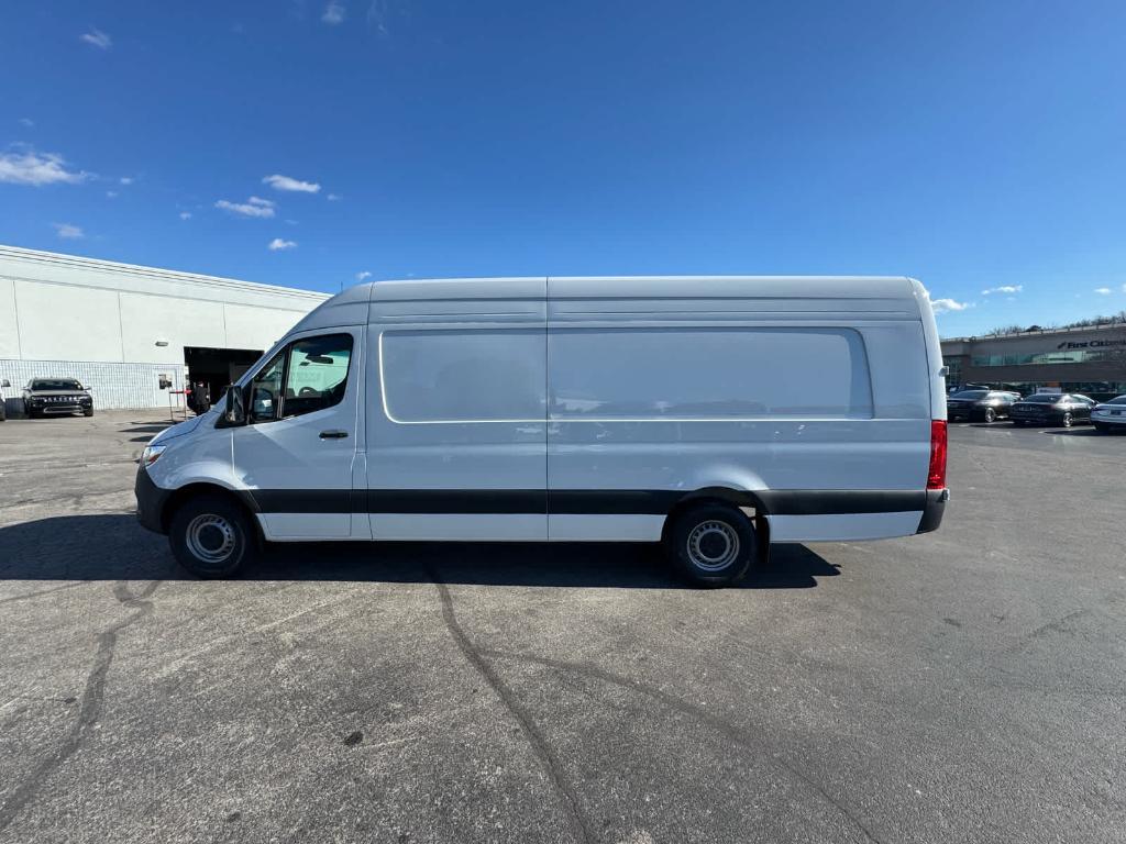 new 2025 Mercedes-Benz Sprinter 2500 car, priced at $67,342