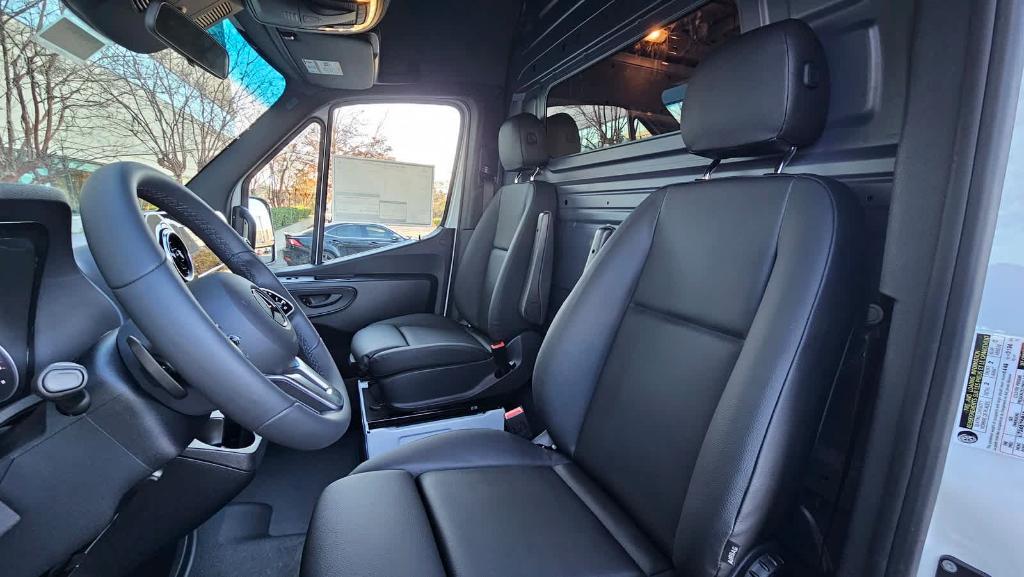 new 2024 Mercedes-Benz Sprinter 2500 car, priced at $77,906