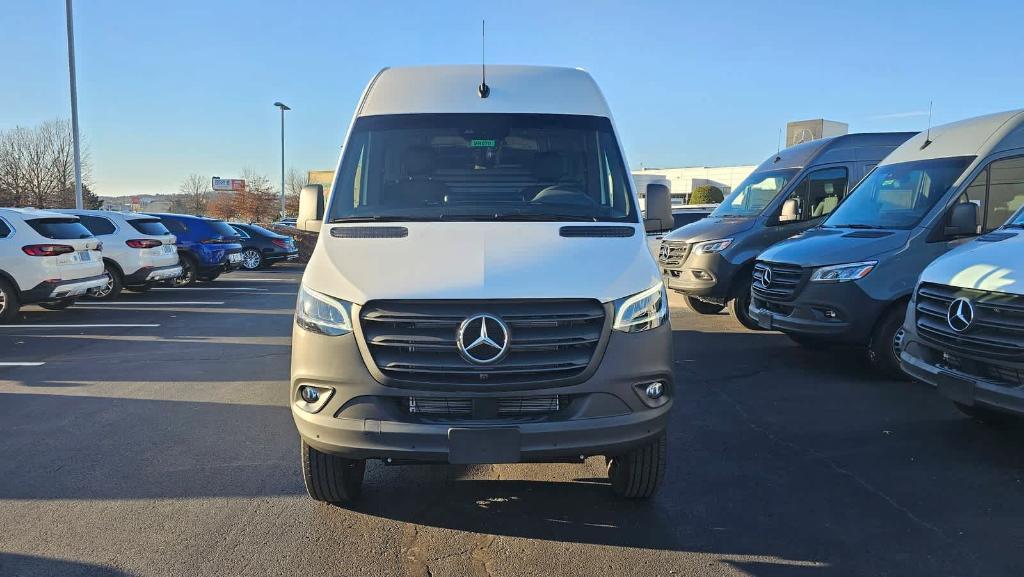 new 2024 Mercedes-Benz Sprinter 2500 car, priced at $77,906