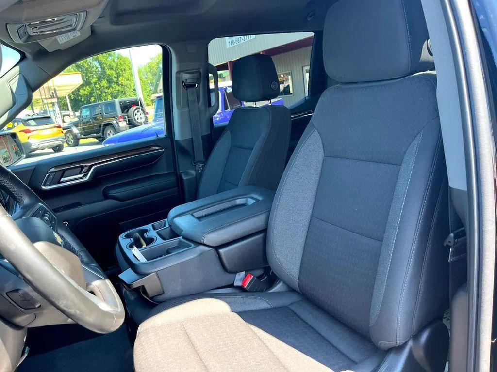 used 2023 Chevrolet Silverado 1500 car, priced at $38,137