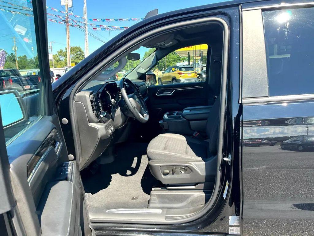 used 2023 Chevrolet Silverado 1500 car, priced at $38,137