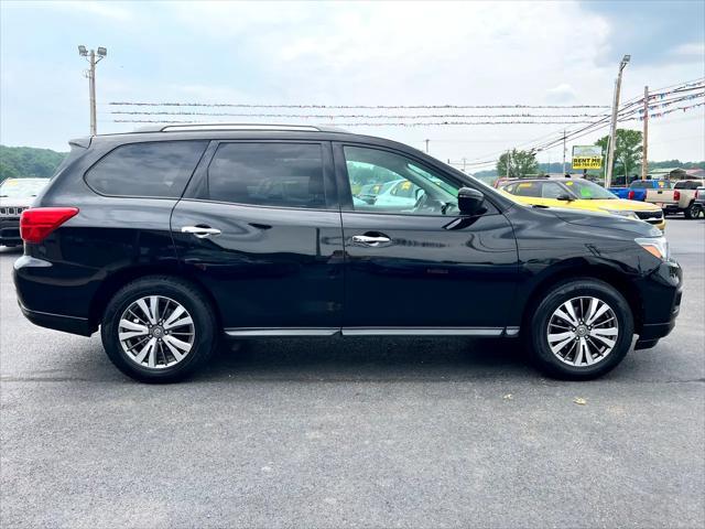 used 2020 Nissan Pathfinder car, priced at $12,487