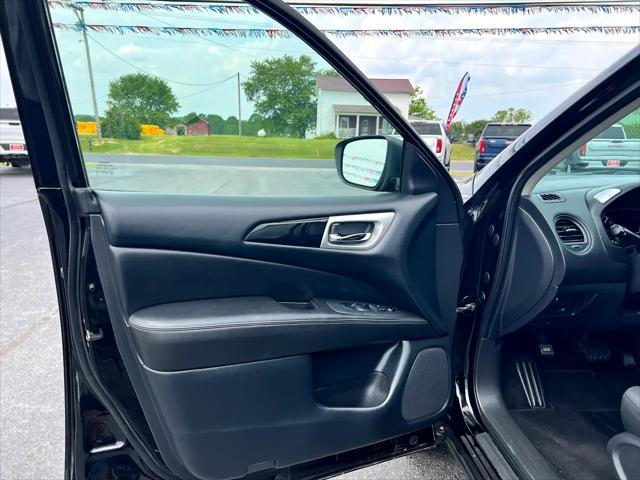 used 2020 Nissan Pathfinder car, priced at $12,487