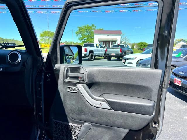 used 2016 Jeep Wrangler Unlimited car, priced at $20,825
