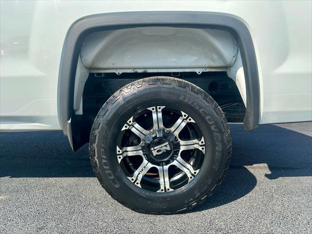 used 2018 GMC Sierra 1500 car, priced at $14,995