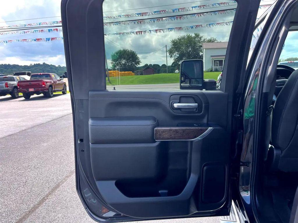 used 2020 GMC Sierra 2500 car, priced at $53,647