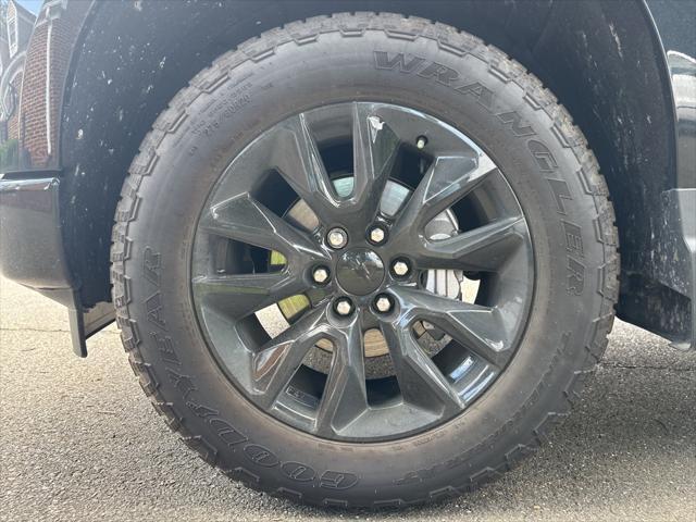 used 2024 Chevrolet Silverado 1500 car, priced at $52,990