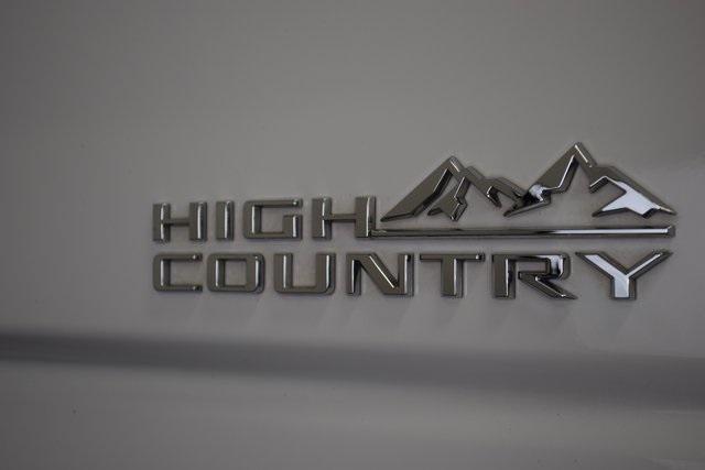 used 2021 Chevrolet Silverado 2500 car, priced at $64,990