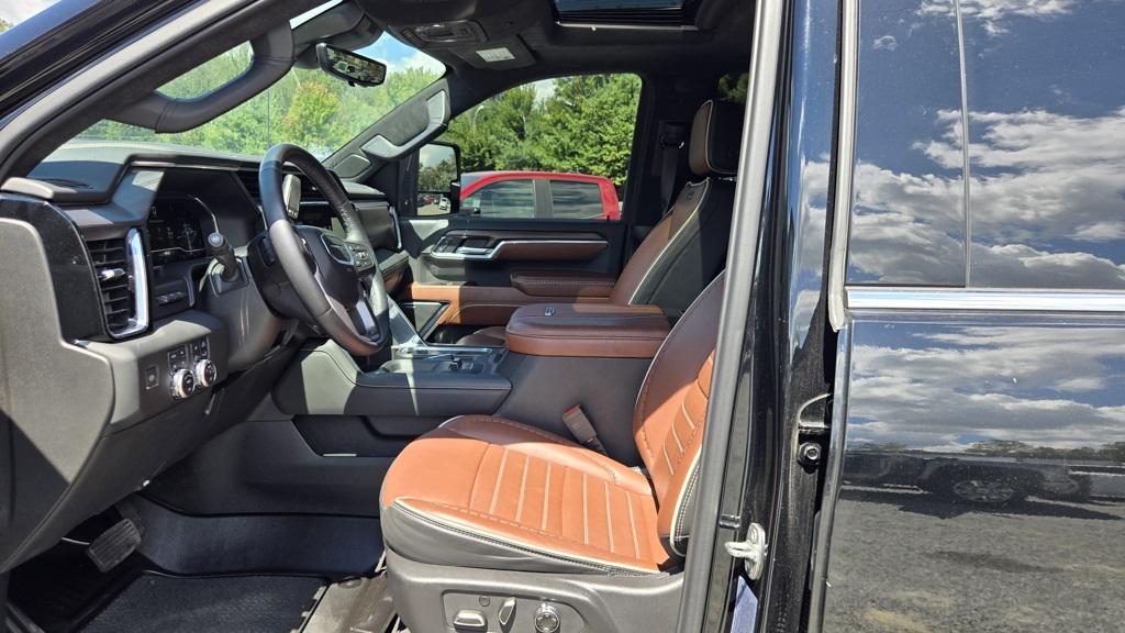 used 2024 GMC Sierra 2500 car, priced at $83,990