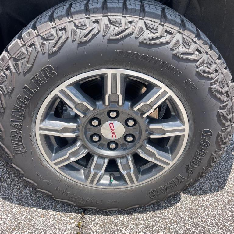 used 2024 GMC Sierra 1500 car, priced at $62,990
