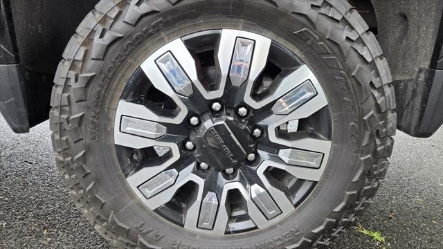 used 2024 GMC Sierra 2500 car, priced at $77,450