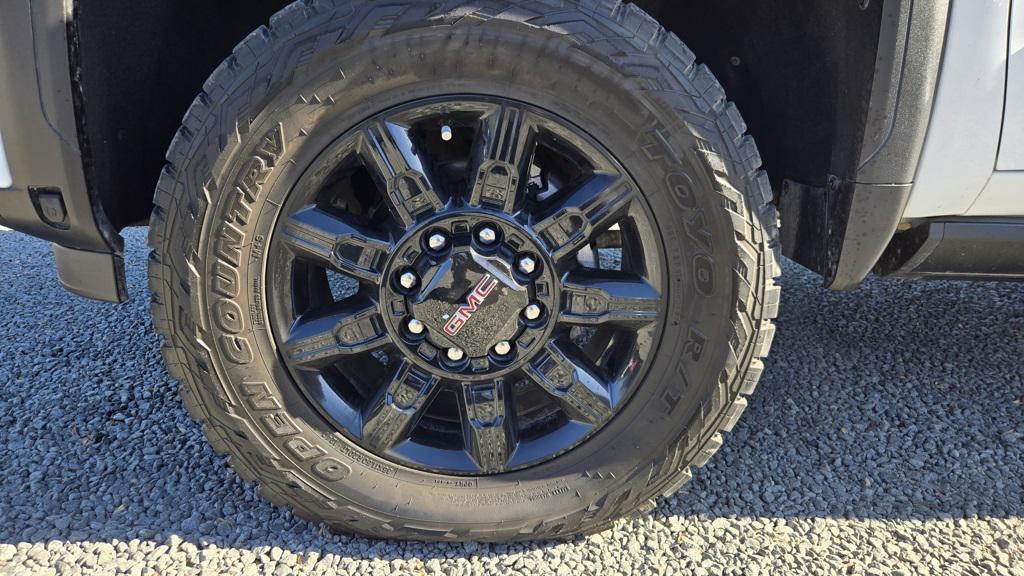 used 2024 GMC Sierra 2500 car, priced at $77,990