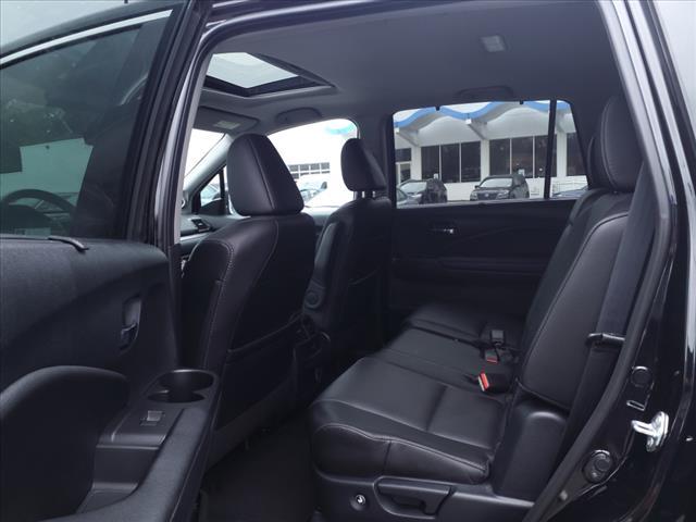 used 2022 Honda Pilot car, priced at $32,995