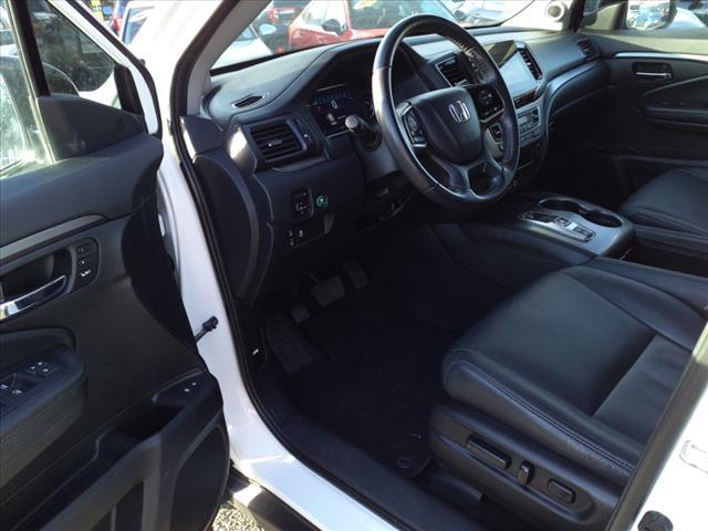 used 2022 Honda Pilot car, priced at $32,995