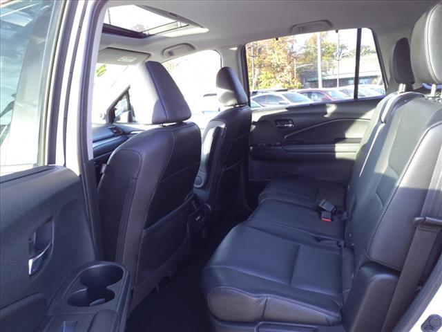 used 2022 Honda Pilot car, priced at $32,995