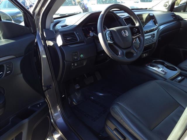 used 2022 Honda Pilot car, priced at $30,995