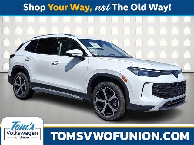new 2025 Volkswagen Tiguan car, priced at $37,875