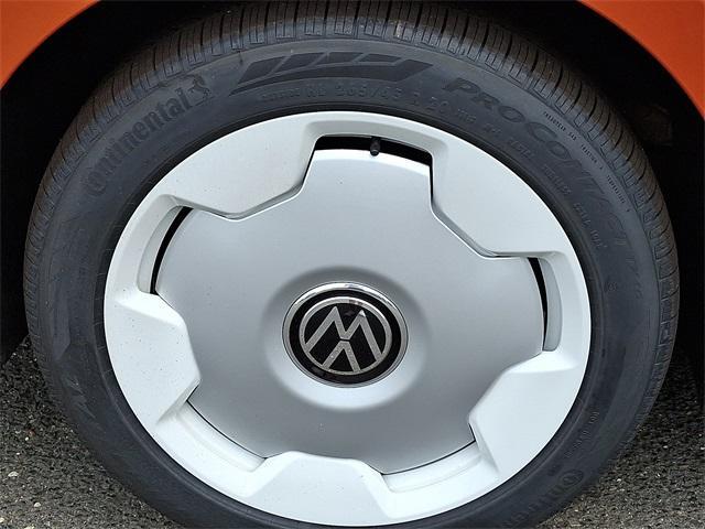 new 2025 Volkswagen ID. Buzz car, priced at $72,702