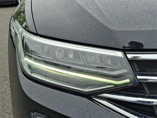 used 2022 Volkswagen Tiguan car, priced at $25,977