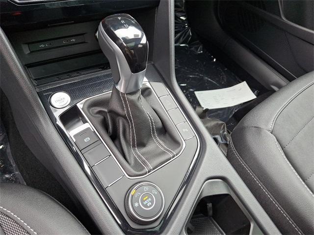 new 2025 Volkswagen Taos car, priced at $33,905