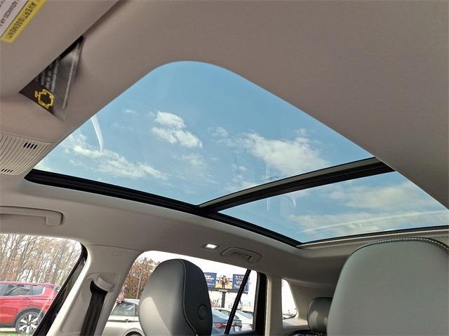 new 2026 Volkswagen Tiguan car, priced at $39,072