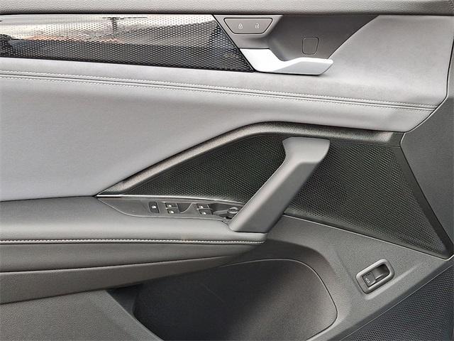 new 2026 Volkswagen Tiguan car, priced at $39,527