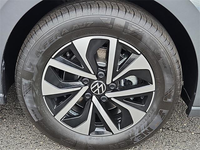 new 2025 Volkswagen Jetta car, priced at $24,779