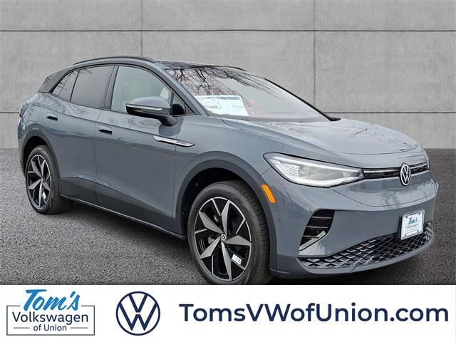 new 2025 Volkswagen ID.4 car, priced at $56,371
