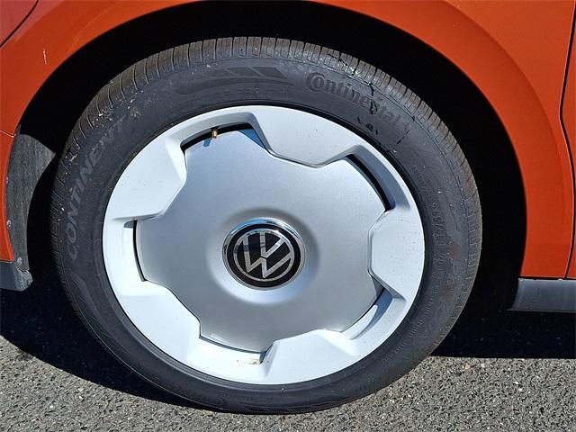 new 2025 Volkswagen ID. Buzz car, priced at $72,437