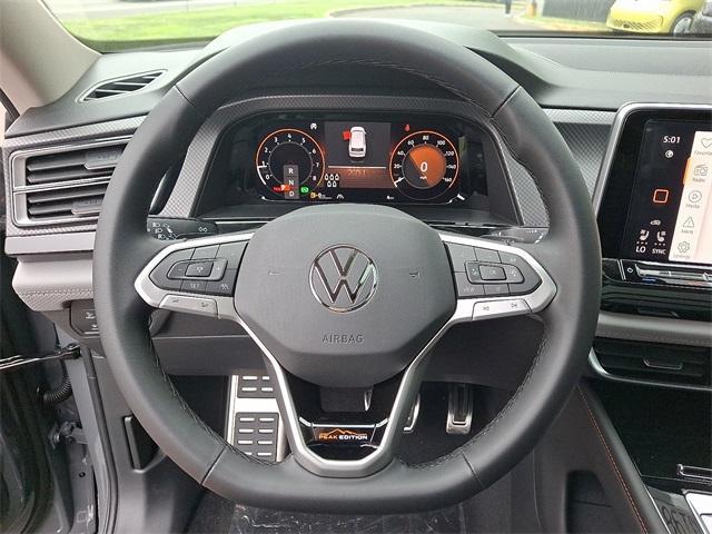 new 2025 Volkswagen Atlas car, priced at $49,876