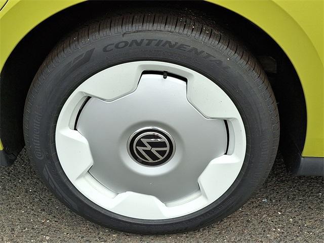 new 2025 Volkswagen ID. Buzz car, priced at $72,427