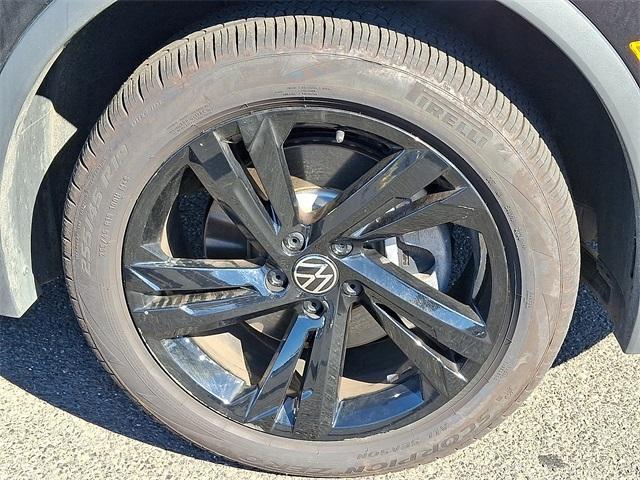 used 2024 Volkswagen Tiguan car, priced at $31,777