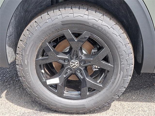 new 2025 Volkswagen Atlas car, priced at $49,000