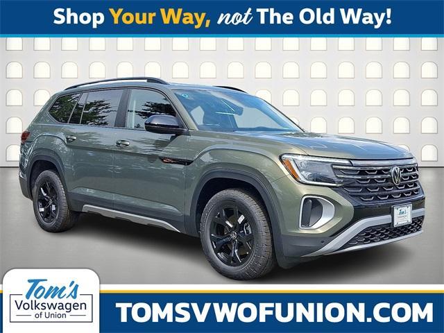 new 2025 Volkswagen Atlas car, priced at $49,000