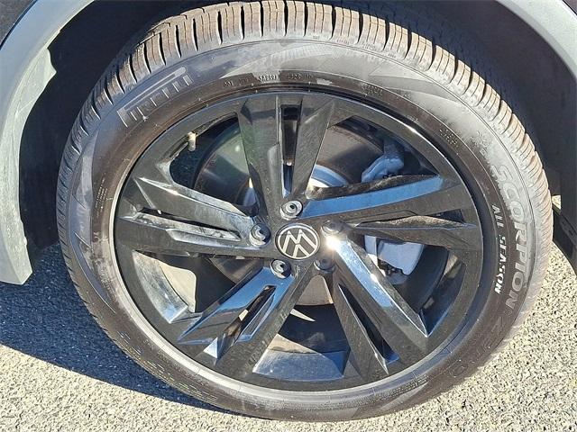 used 2024 Volkswagen Tiguan car, priced at $31,777