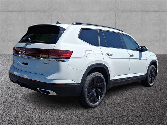 new 2025 Volkswagen Atlas car, priced at $49,452