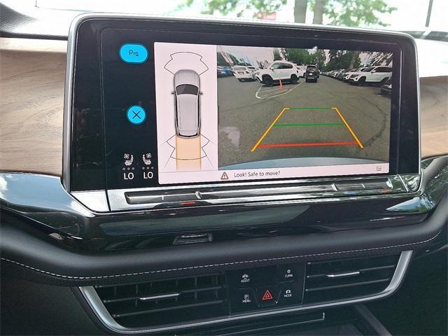 new 2025 Volkswagen Atlas car, priced at $48,162