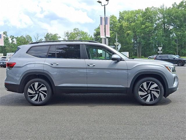 new 2025 Volkswagen Atlas car, priced at $48,162