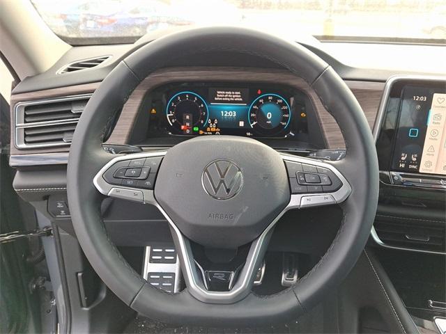 new 2025 Volkswagen Atlas car, priced at $55,780