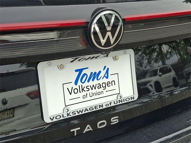 new 2025 Volkswagen Taos car, priced at $37,326