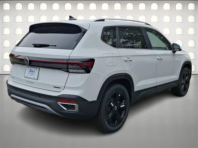 new 2025 Volkswagen Taos car
