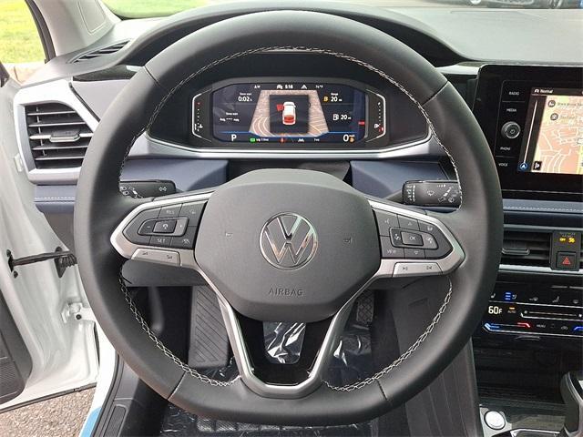 new 2025 Volkswagen Taos car