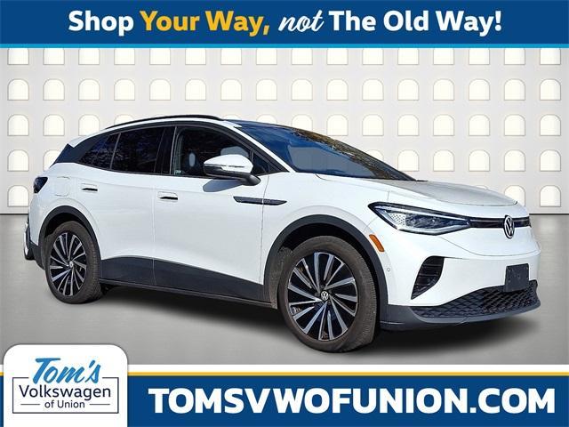 used 2024 Volkswagen ID.4 car, priced at $19,777