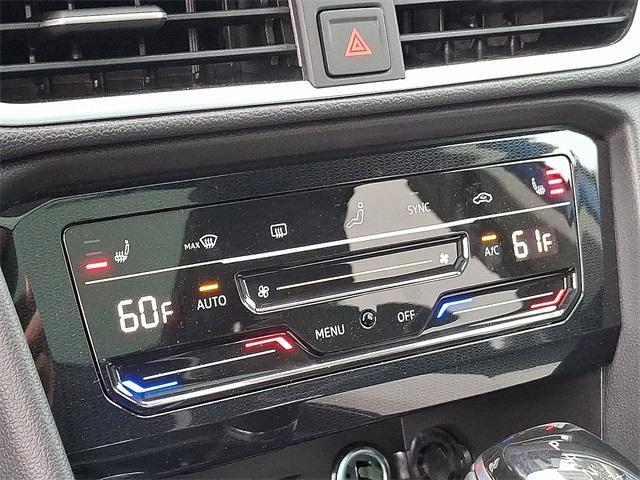 new 2025 Volkswagen Taos car